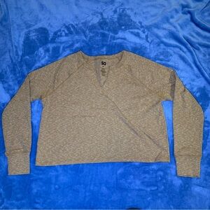 SO Light Beige V-Neck M Long Sleeve Top